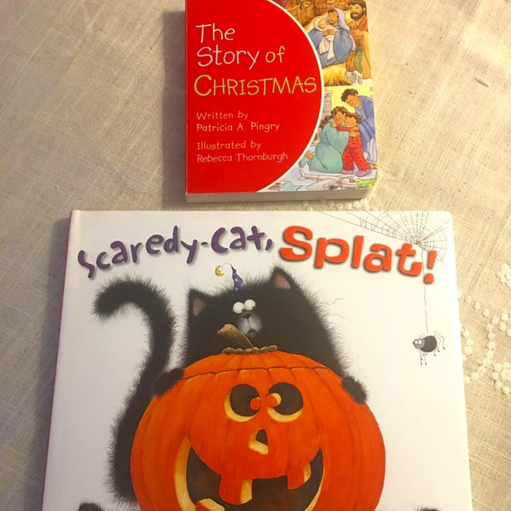2 BOOKS - 'SCAREDY-CAT, SPLAT" AND "STORY OF CHRISTMAS" - HARDBACK - MINT